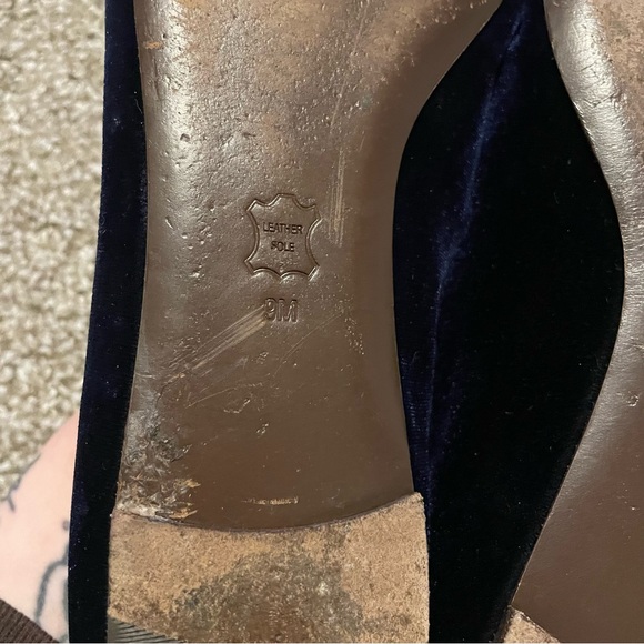 Tory Burch Easton Velvet Beetle Flats - Picture 6 of 9